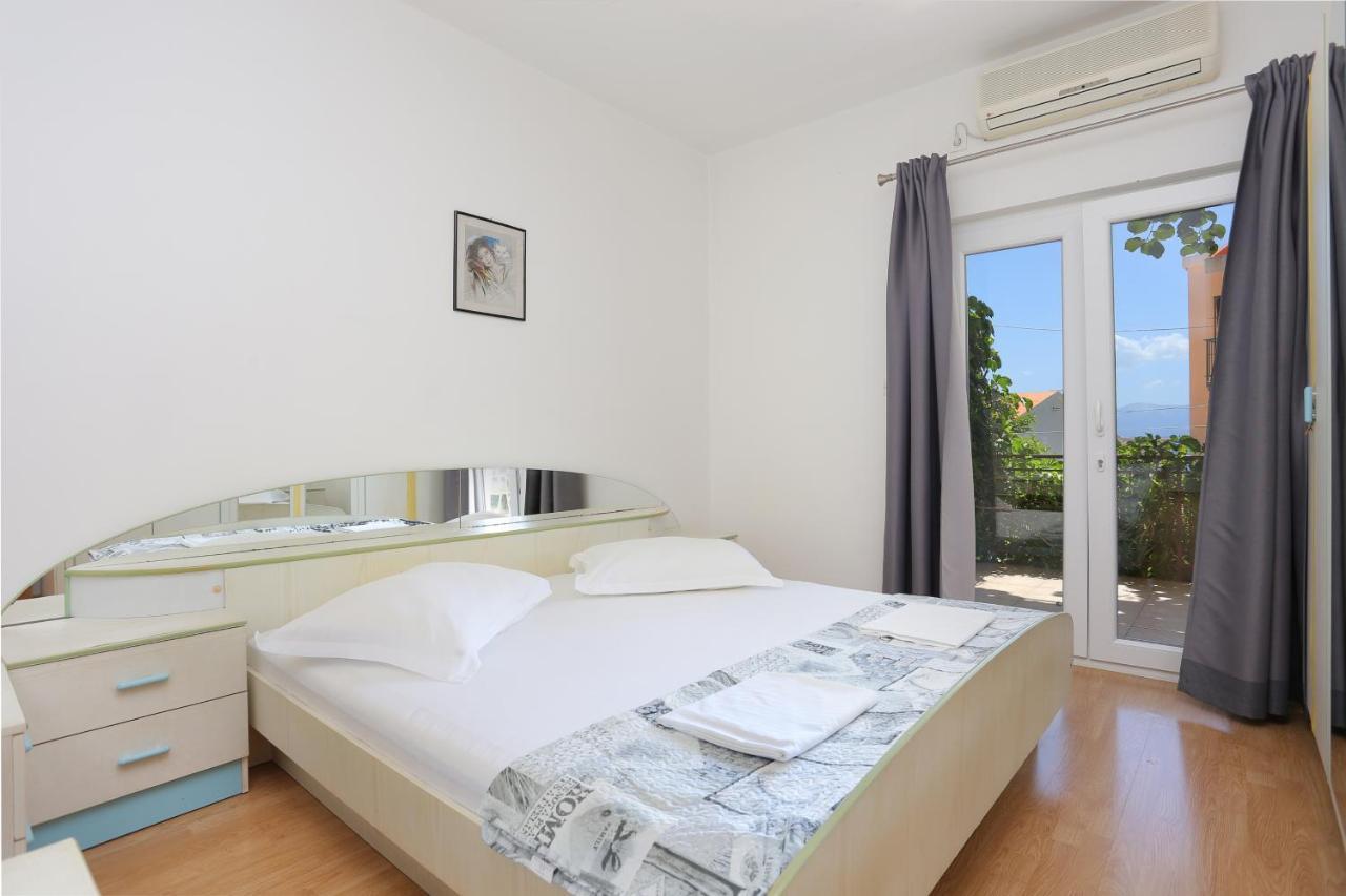 Apartments By The Sea Zivogosce - Blato, Makarska - 1057 Exterior photo