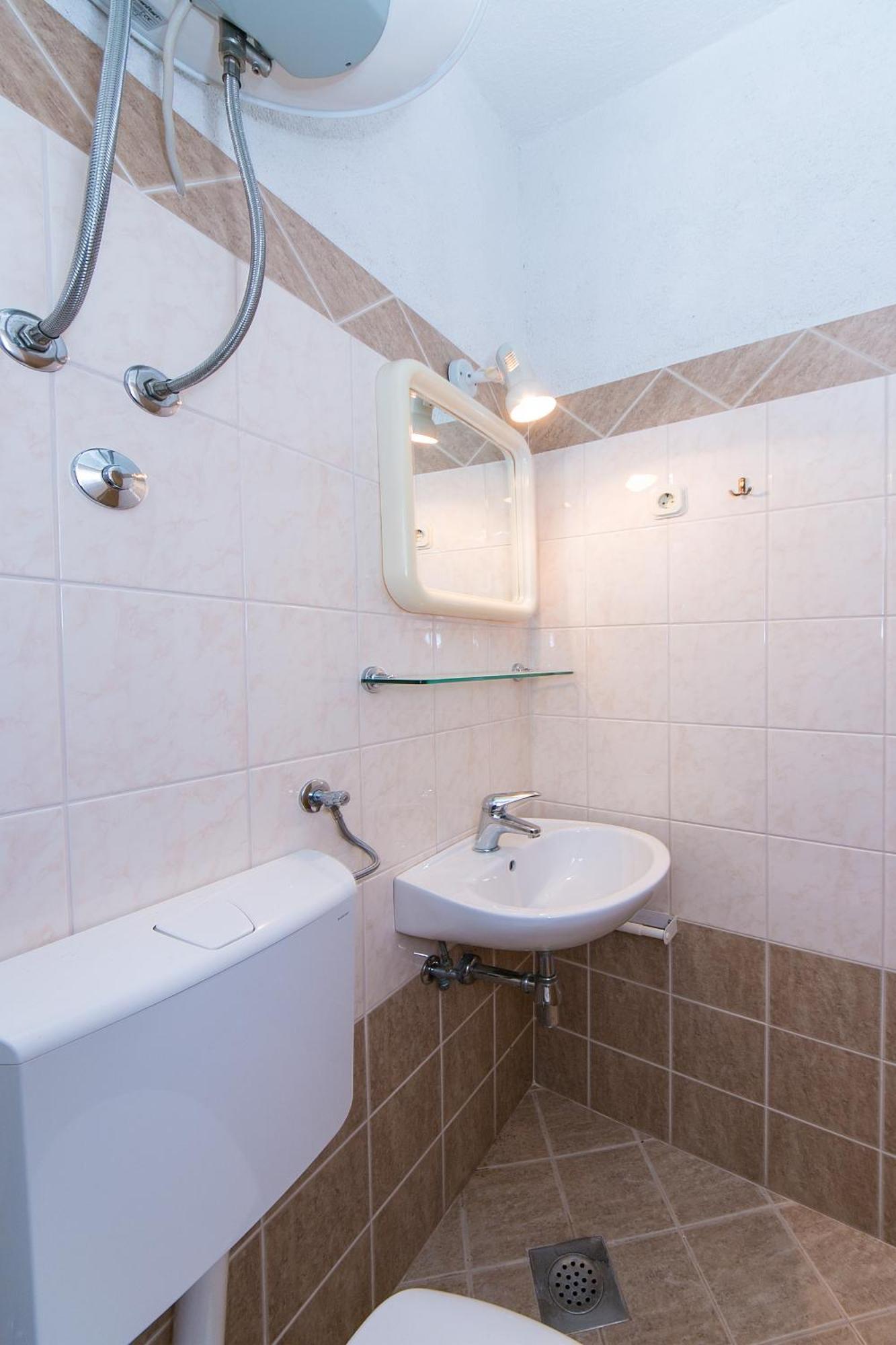 Apartments By The Sea Zivogosce - Blato, Makarska - 1057 Room photo