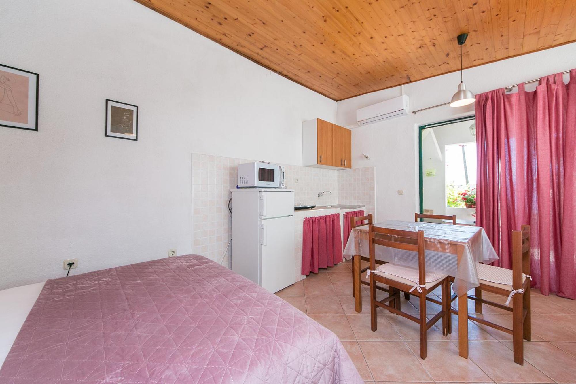 Apartments By The Sea Zivogosce - Blato, Makarska - 1057 Room photo